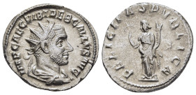 TREBONIANUS GALLUS (252-253). Antoninianus. Rome.

Obv: IMP CAE C VIB TREB GALLVS AVG.
Radiate, draped and cuirassed bust right.
Rev: FELICITAS PVBLIC...