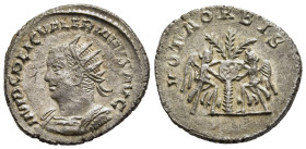 VALERIAN I (253-260). Antoninianus. Samosata.

Obv: IMP C P LIC VALERIANVS AVG.
Radiate and cuirassed bust left.
Rev: VOTA ORBIS.
Two Victories affixi...