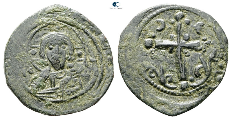 Nicephorus III Botaniates AD 1078-1081. Constantinople
Anonymous Follis Æ

28...