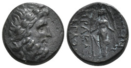 PHRYGIA. Apameia. Ae (Circa 100-50 BC).
Obv: Head of Zeus right, wearing oak wreath.
Rev: AΠΑΜΕΩN.
Facing statue of Artemis Anaitis, with supports. 7,...