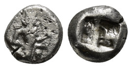 ACHAEMENID EMPIRE. Time of Darios I to Xerxes I (Circa 505-480 BC). 1/6 Siglos. Sardes. Obv: Persian king or hero, with quiver over shoulder, in kneel...