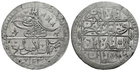 Ottoman Empire, Selim III. 1 yuzluk. 1789, AH 1203/6 Kostantiniyye
32,00 g - 44,34 mm