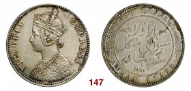 INDIA Alwar Rupia 1880 a nome della regina Vittoria. Kr. 45 Ag g 11,65
Alwar Rupia 1891 a nome della regina Vittoria. Kr. 46 Ag g 11,61
Bikanir Rupia ...