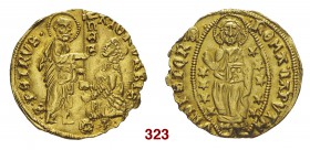 Roma Senato Romano, 1184-1439. Monete anonime secc. XII-XV. Ducato, AV 3,52 g. + ATOR VRBIS – S PETRVS San Pietro nimbato stante nell’atto di consegna...