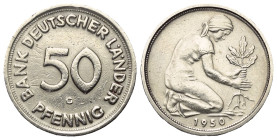 Bundesrepublik Deutschland.

 50 Pfennig (Silber). 1950 G.
Vs: Wertbezeichnung.
Rs: Kniende Frau pflanzt Baum; darunter Jahreszahl.

20 mm. 3,20...