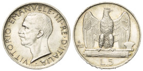 Italien. Königreich. Vittorio Emanuele III. (1900 - 1946).

 5 Lire (Silber). 1927. Rom.
Vs: VITTORIO·EMANVELE·III· RE·D' ITALIA. Kopf links.
Rs: ...