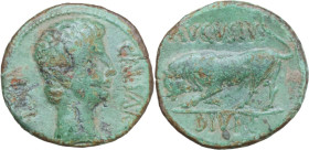 Augustus (27 BC - 14 AD). AE 18 mm. Auxiliary mints of Lugdunum in Gaul. Obv. IMP CAESAR. Bare head right. Rev. AVGVSTVS / DIVI F. Bull butting left. ...