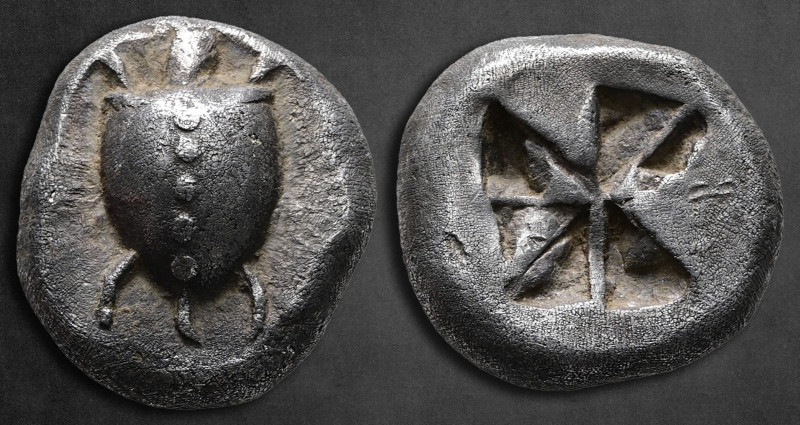 Islands off Attica. Aegina circa 525-475 BC.
Stater AR

21 mm, 12,10 g

Sea...