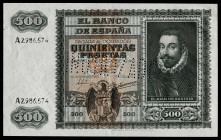 1940. 500 pesetas. (Ed. 439N). 9 de enero, Juan de Austria. "INUTILIZADO" en perforación. Impresión levemente torcida. Doblez central. Se entrega enca...