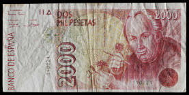 1992. 2000 pesetas. (Cobo 56). 24 de abril, Mutis. Sin serie. Falso de época. Levísima rotura por desgaste en uno de sus múltiples dobleces. (MBC-)....