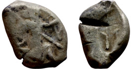 Persia, Achaemenid Kings AR Siglos. Time of Artaxerxes II - Artaxerxes III AR Siglos. Obverse: Persian king or hero Reverse: Patterned incuse punch
...