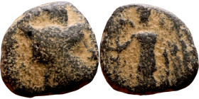 Hellenistic period coin Commagene (3-1 century BC) Bronze coin. Obv: Bust Rev: Standing figure

13mm 2.82g

Artificial sand patina