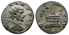 Divus Claudius II Gothicus 268-270 AD, died 270 AD. Silvered Bronze Antoninianus (20 mm, 2,99 g.). Rome, struck under Aurelian ca. 270-272 AD. DIVO CL...