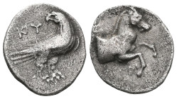 Aeolis, Kyme
Hemidrachm circa 350-250 . KY Eagle standing r. with closed wings, and looking backwards. Rev. Forepart of horse r.; below, AΠOΛΛA[Σ]. SN...