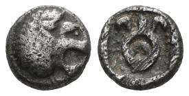 Greek Obol , Silver AR. Very fine.


Weight:0,5 gr
Diameter:6,9 mm