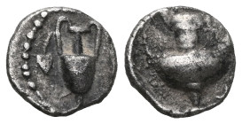 Greek
Cilicia, Nagidos AR Obol. Circa 480-380 BC. Amphora / Kantharos. Cf. SNG BnF 19. Rare.


Weight:0,4 gr
Diameter:7,6 mm