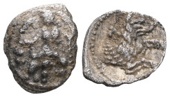 GREEK COINS
LYCAONIA.Laranda.(Circa 324-323 BC).Obol.
Obv : Baaltars seated left, holding grain ear, bunch of grapes, and scepter.
Rev : Forepart of w...