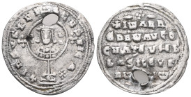 Byzantine
Basilius II. Bulgaroktonos (976 - 1025 n. Chr.) und Constantinus VIII.
Miliaresion (Silber). 977 - 989 n. Chr. Constantinopolis.
Vs: EN TOVT...