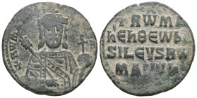 Byzantine Constantine VII Porphyrogenitus, with Romanus I, 913-959. Follis (bronze), Constantinople. +RⲰmAҺ bASILЄVS RⲰm Facing bust of Romanus I, bea...