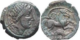GAULE - CELTIC
Aulerques Éburovices (fin de la guerre des Gaules). Bronze PIXTILOS au cheval et au sanglier superposés, classe X Fin du Ier s. av. J.-...