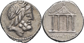 RÉPUBLIQUE ROMAINE - ROMAN REPUBLIC
Volteia, Marcus Volteius. Denier ND (75 av. J.-C.), Rome.
RRC.385/1 ; Argent - 3,84 g - 18 mm - 5 h
Graffiti à l’a...
