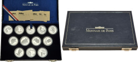 FRANCE - FRANCE
Ve République (1958 à nos jours). Coffret de 11 monnaies de 100 francs et 1 de 1 franc, collection La Liberté retrouvée 1993 et 1994, ...