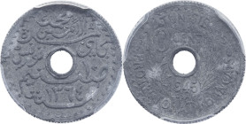 TUNISIE - TUNISIA
Mohamed Lamine, Bey (1943-1957). Essai de 10 centimes 1945 - AH 1364, Paris.
Lec.119 - KM.E25 ; Zinc - [1,50] g - 17 mm - 6 h
PCGS S...