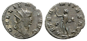 Gallienus (253-268). Antoninianus (20mm, 2.83g, 6h). Rome, 261-2. Radiate head r. R/ Sol, radiate, standing l. with with raised hand and holding globe...