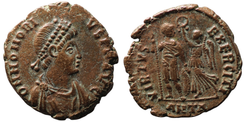 Honorius (AD 393-423). Antioch
AE Follis (18mm, 3,89g)