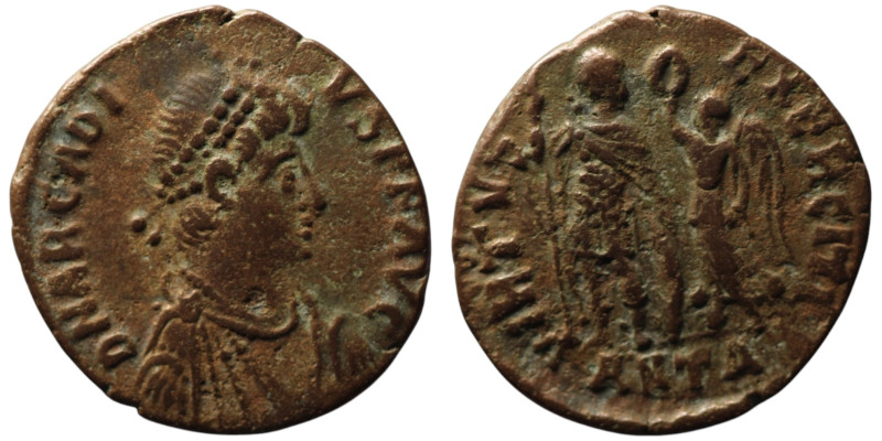 Arcadius (AD 383-388). Antioch
AE Follis (17mm, 1,62g)