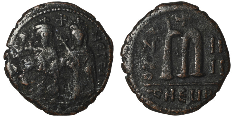 Phocas with Leontia (AD 602-610). Theoupolis (Antioch). dated RY 4 = 605/6
AE Fo...