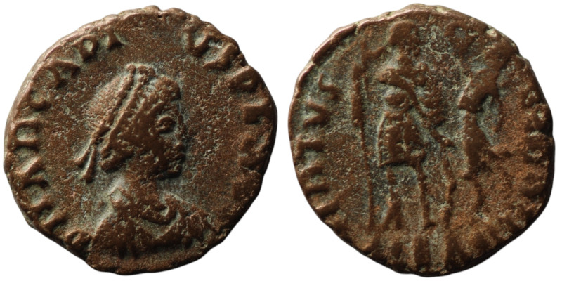 Arcadius (AD 383-388). Alexandria
AE Follis (16mm, 2,35g)