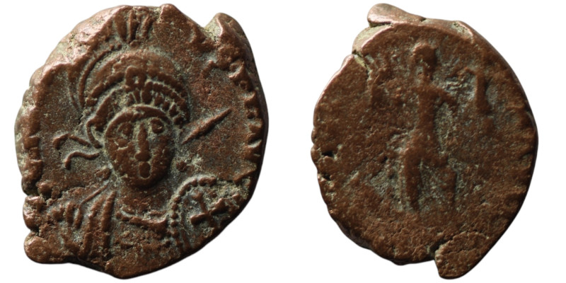 Roman Imperial coin
AE Bronze (17mm, 1,91g)