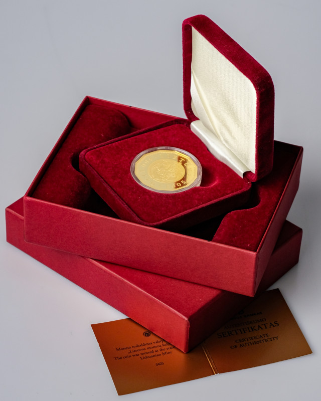 Lithuania. 500 Litu 2005 Palace of the Rulers of the Grand Duchy of Lithuania. M...