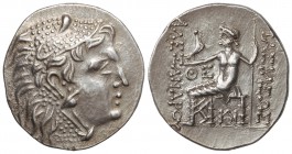 Tetradracma. 130-100 a.C. ALEJANDRO MAGNO. ODESA. Anv.: Cabeza de Hércules con piel de león a derecha. Rev.: Zeus entronizado a izquierda con águila y...