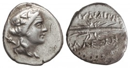 Hemidracma. 200-100 a.C. MYNDOS. CARIA. Anv.: Cabeza de Dionisos joven a derecha. Rev.: Haz de rayos. 2,20 grs. AR. Cy-No cat.; Se-4917. MBC+.