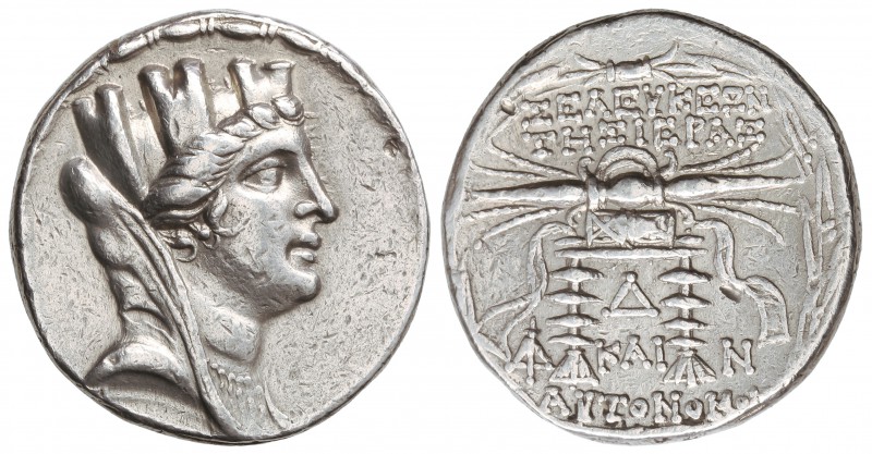 Tetradracma. 109-108 a.C. SELEUCIS. PIERIA. Anv.: Cabeza velada y torreada de Ty...