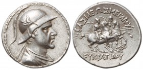 Tetradracma. 171-135 a.C. EUKRATIDES I. BACTRIA. Anv.: Busto con casco a derecha adornado de oreja y cuerno de toro. Rev.: BA¶I¶E¶ME¶A¶OY. En exergo: ...