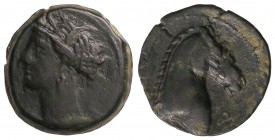 AE 18. 250 a.C. CARTAGO. ZEUGITANIA. Anv.: Cabeza de Tanit a izquierda. Rev.: Cabeza de caballo a derecha, delante letra púnica O. 5,60 grs. AE. Pátin...