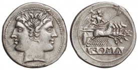 Cuadrigato. 225-216 a.C. ANÓNIMO. Anv.: Cabeza laureada de Jano bifronte. Rev.: Júpiter con Victoria en cuadriga a derecha, debajo ROMA en cartela. 6,...