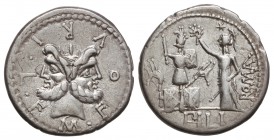 Denario. 119 a.C. FURIA-18. M. Furius L. f. Philus. ITALIA CENTRAL. Anv.: Cabeza de Jano bifronte. 3,87 grs. AR. Cal-600; FFC-730. MBC.