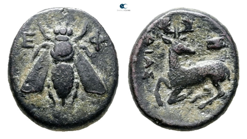 Ionia. Ephesos circa 390-300 BC. 
Bronze Æ

14 mm, 2,31 g



Very Fine