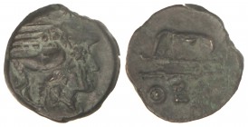 Dracma. 240-220 a.C. THEODESIA. BÓSFORO. Anv.: Cabeza de Atenea con casco a derecha, (contramarca trípode). Rev.: Arco y carcaj, letras ¶E debajo. 5 g...