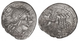 Denario. 124 a.C. FABIA-1. Quintus Fabius Labeo. Anv.: Cabeza de Roma a derecha, delante X. LABEO ROMA. 3,82 grs. AR. Cal-571; FFC-697. MBC.