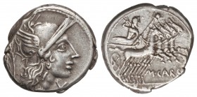 Denario. 121 a.C. PAPIRIA-6. Marcius Papirius Carbo. Taller Auxiliar de Roma. Rev.: Júpiter en cuadriga a derecha, debajo M. CARBO. 3,90 grs. AR. Cal-...