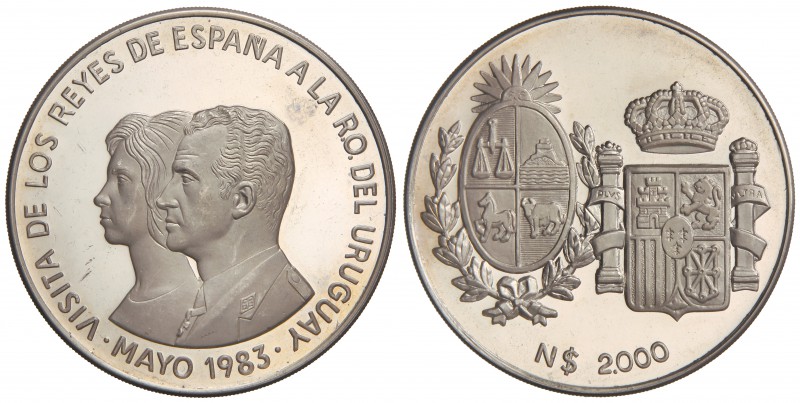 2.000 Nuevos Pesos. 1983. 65 grs. AR. Visita de los Reyes de España. Bruce-XI. P...