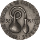 Sociedad Española de Ciencias Fisiológicas. 1977. SUBIRACHS. BELLATERRA. Anv.: Alambique. Rev.: Escudo de la Universidad. 115,80 grs. AR. Ø 60 mm. RAR...