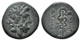 MYSIA. Pergamon. Ae (Mid-late 2nd century BC).
Obv: Laureate head of Asklepios right.
Rev: AΣKΛHΠIOY / ΣΩTHPOΣ.
Serpent-entwined staff. 3,18 g