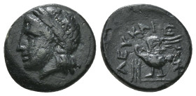 Ionia, Leukai Æ. Circa 350 BC. Laureate head of Apollo to left / Swan standing to left, head to right; tripod to left, ΛEYKAIEΩN above. . 3,00 g