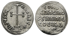CONSTANTINE V COPRONYMUS, with LEO III (741-775). Miliaresion. Constantinople.
Obv: IҺSЧS XRISTЧS ҺICA.
Cross potent set on three steps.
Rev: COҺ / ST...